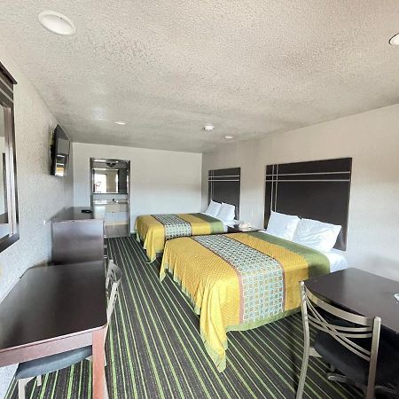 Regency Inn - Channelview Extérieur photo