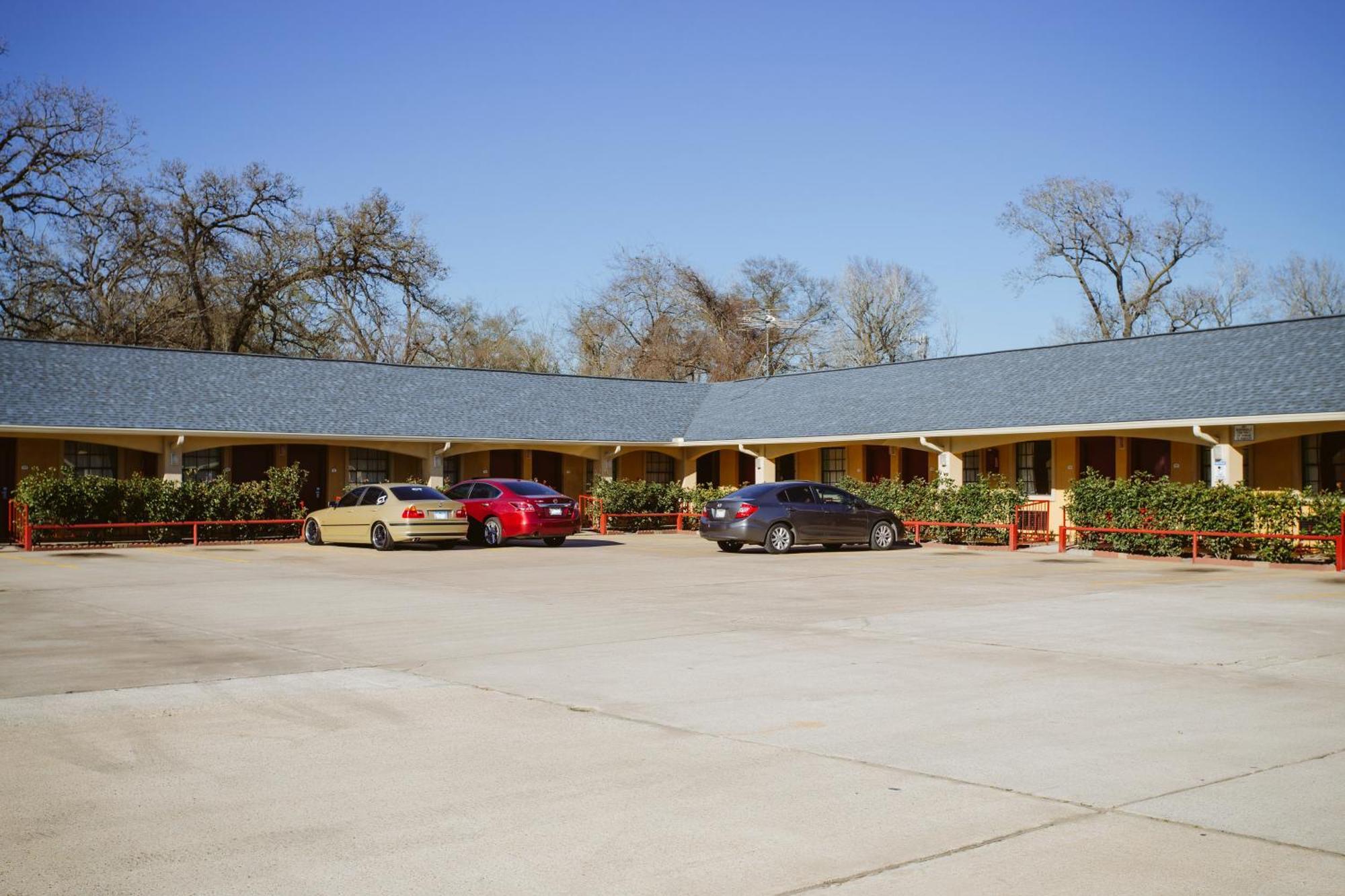 Regency Inn - Channelview Extérieur photo