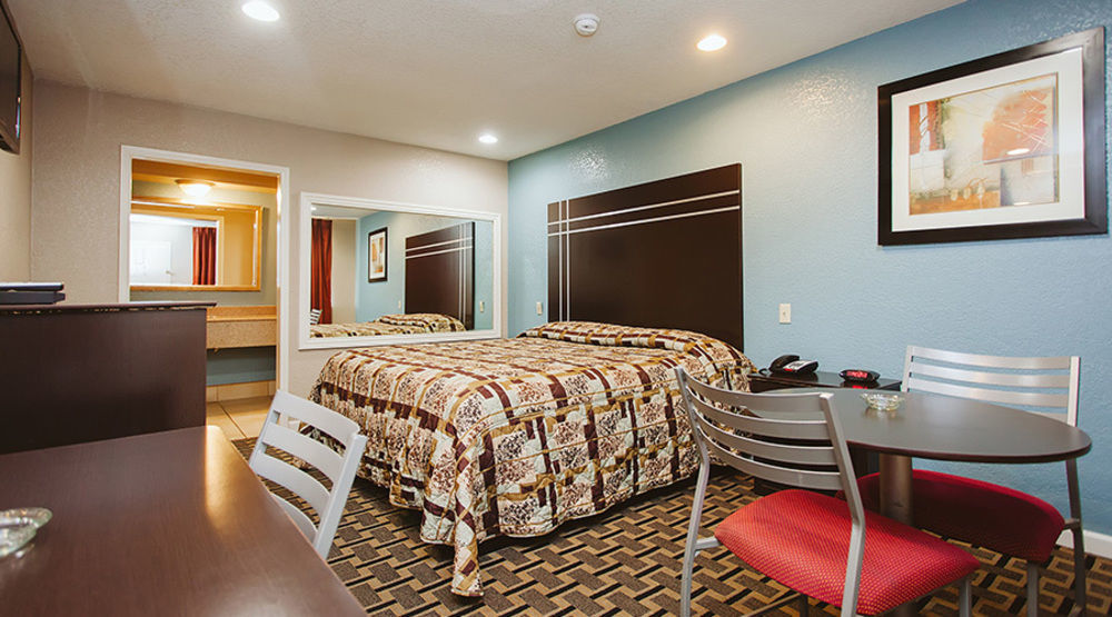 Regency Inn - Channelview Extérieur photo
